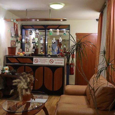 Hotel Palitra ヴァルナ エクステリア 写真