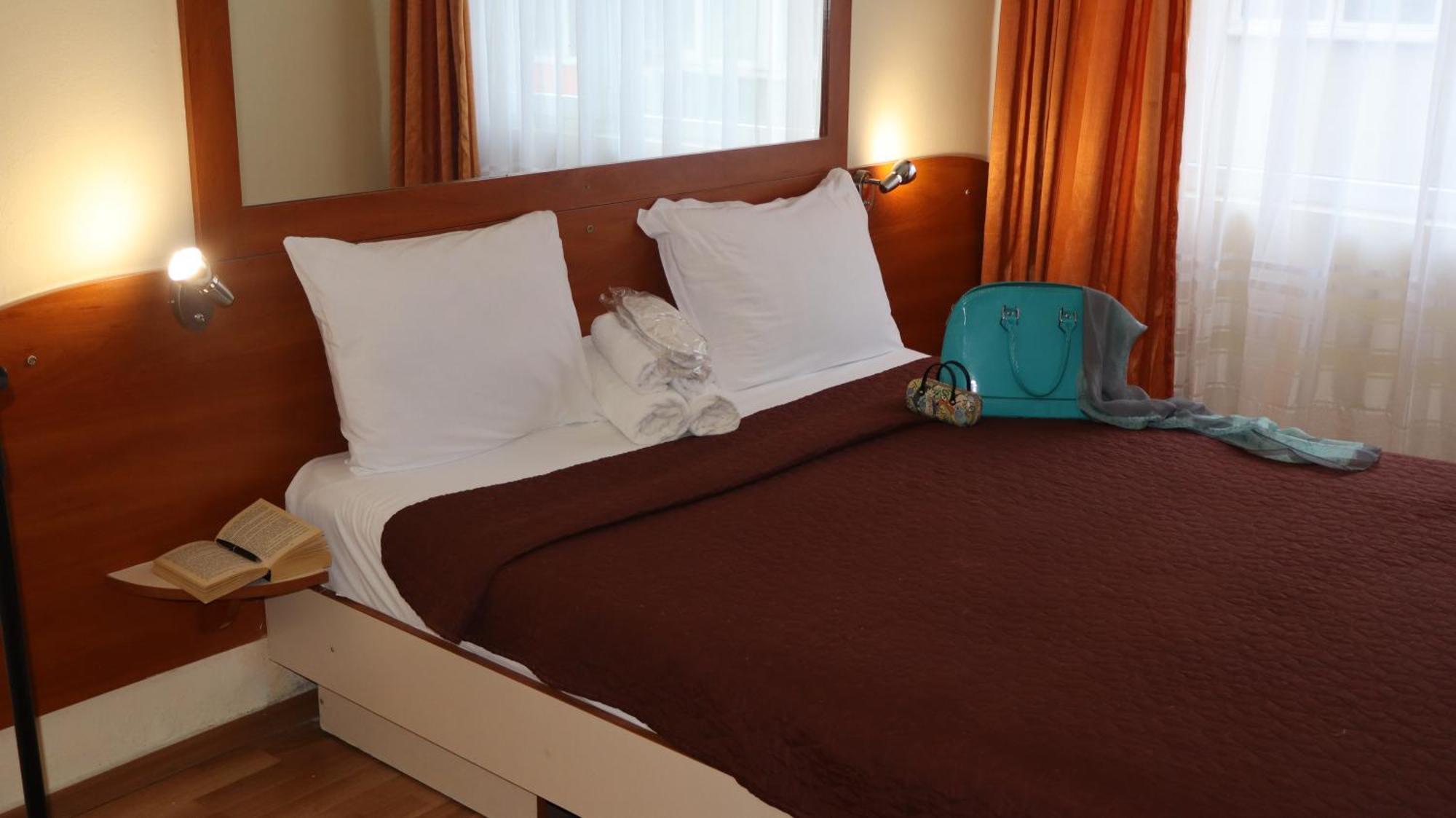 Hotel Palitra ヴァルナ エクステリア 写真