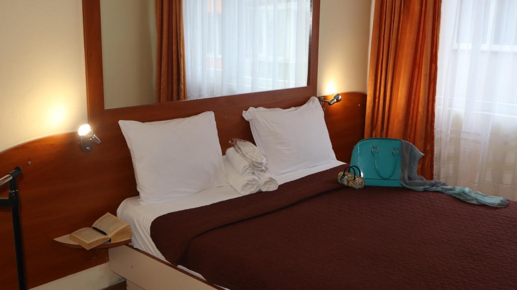 Hotel Palitra ヴァルナ エクステリア 写真