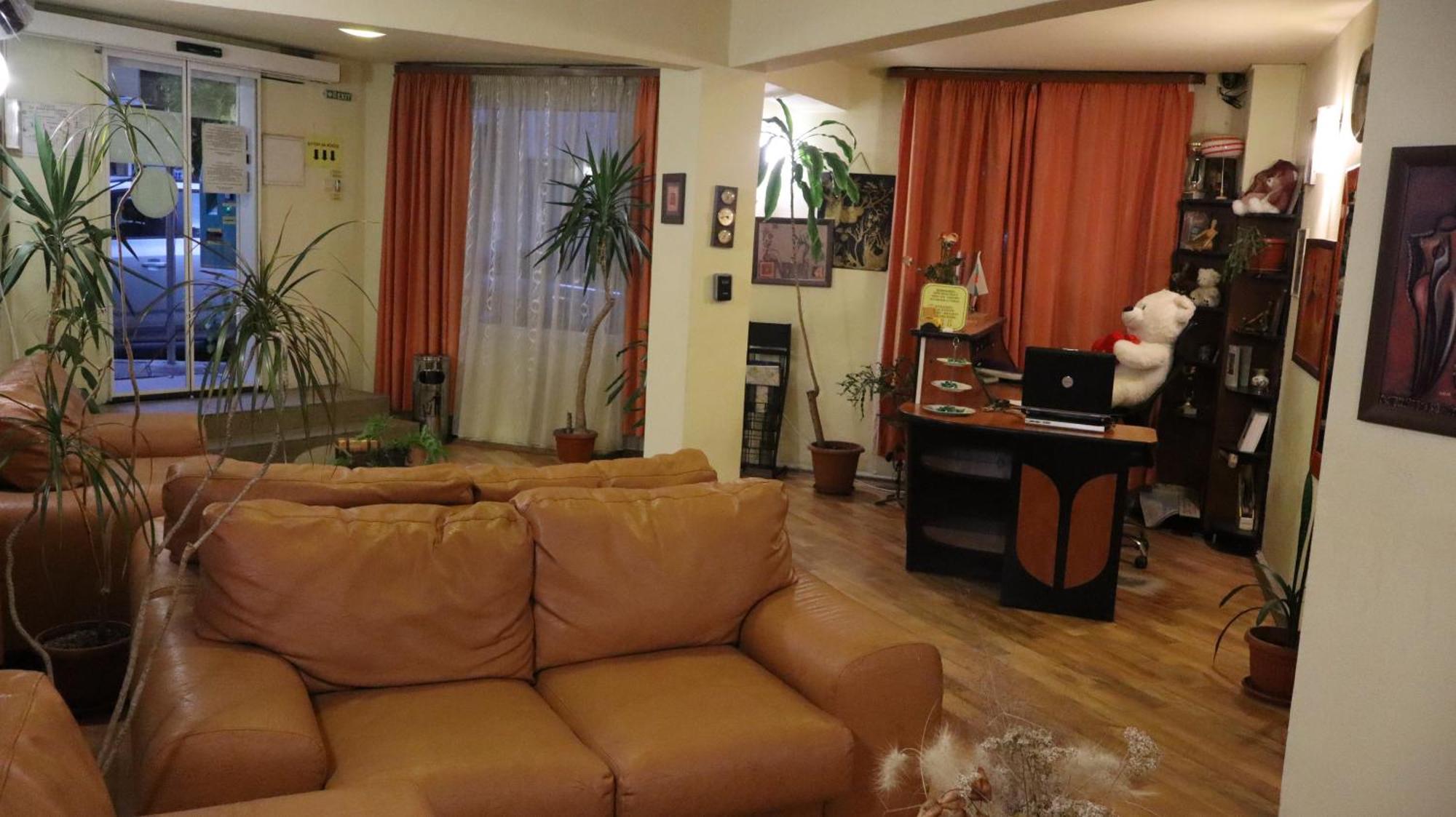 Hotel Palitra ヴァルナ エクステリア 写真